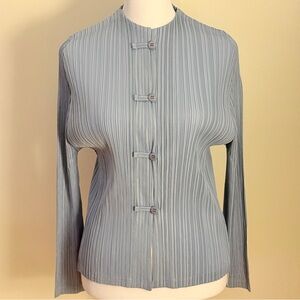Blue Pleated Women's Traditional Chinese Button Down Shirt